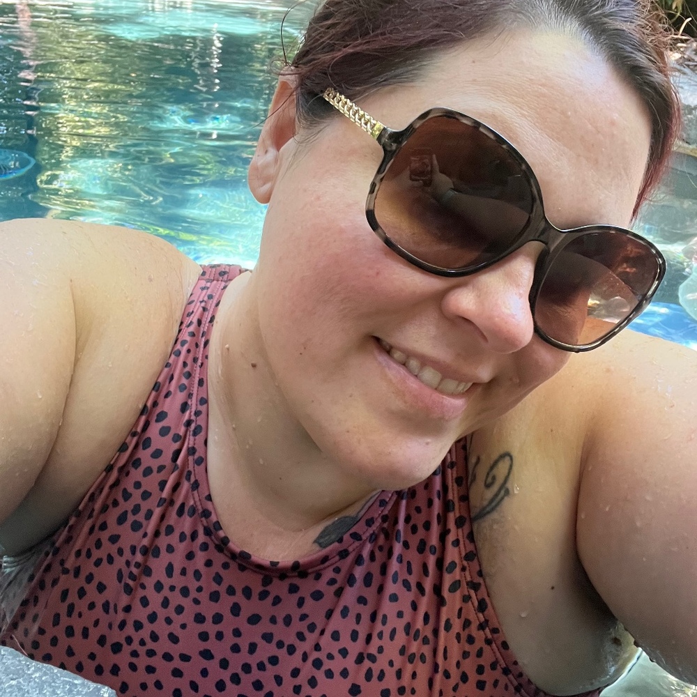 Meet your Posher, Alyssa